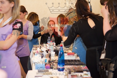Acconciature e trucco0002