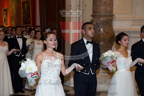 Gran Ballo apertura00008