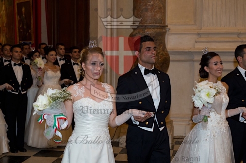 Gran Ballo apertura00011