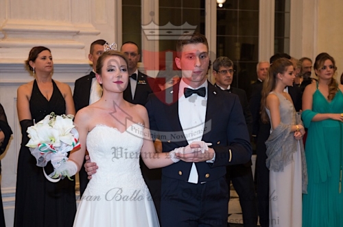 Gran Ballo apertura00144
