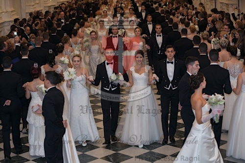Gran Ballo apertura00252