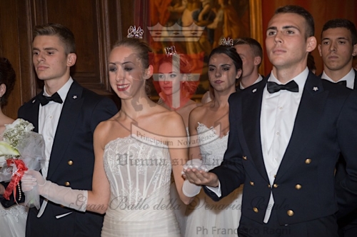 Gran Ballo apertura00439