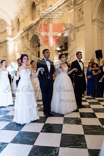 Gran Ballo apertura00451