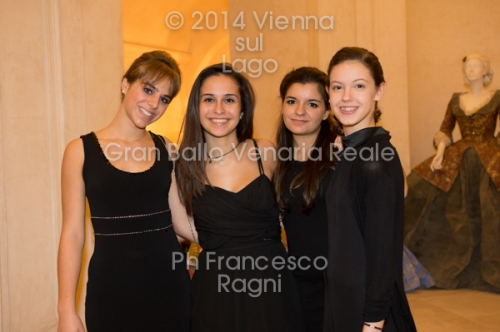 Ospiti e Deb00187