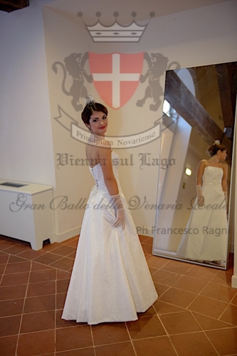 Ritratti Deb salone guardie0005